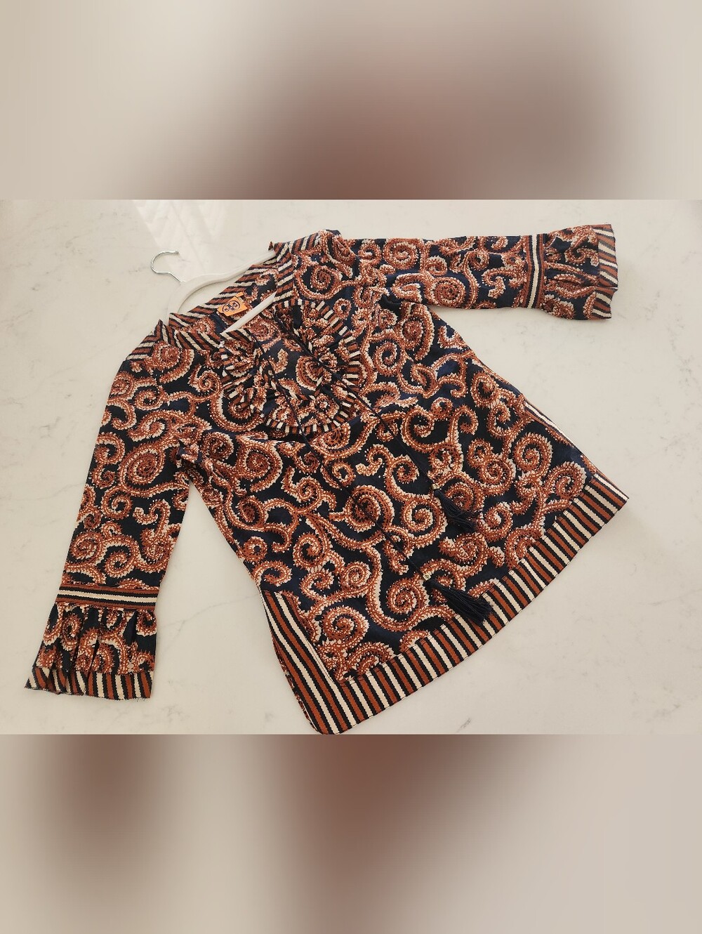 Tory Burch Women’s Ruffled Neck Long-Sleeve Top in Navy and Copper. Size 8